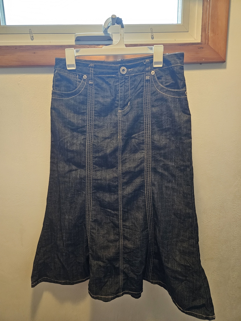 Dark Blue Denim Midi Skirt with Contrast Stitching